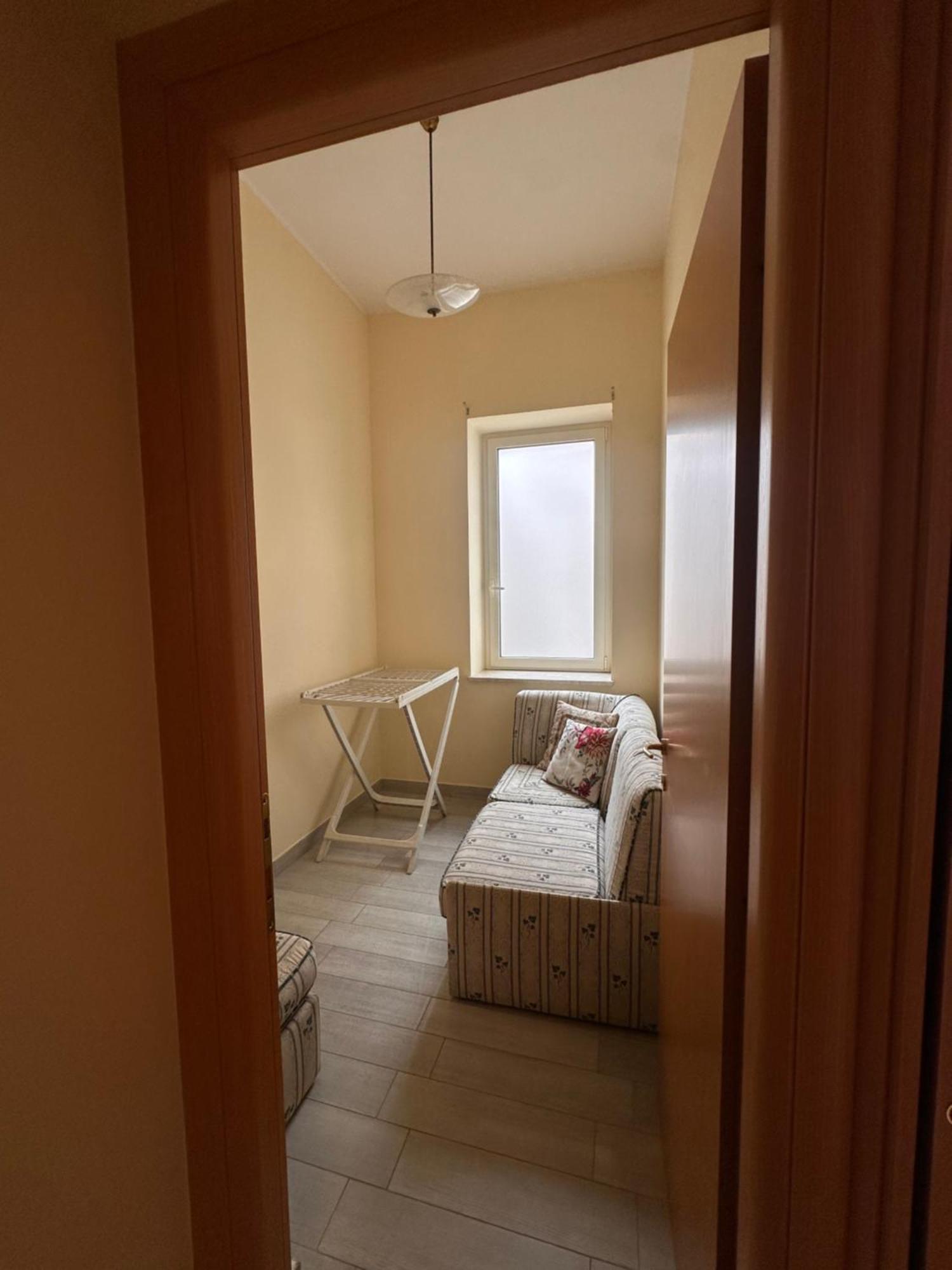 Civico 27 Apartment ฟอนดี ภายนอก รูปภาพ